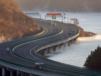 “十一”租車(chē)熱：新能源車(chē)訂單飆升72%，2030年劍指3000億市場(chǎng)？