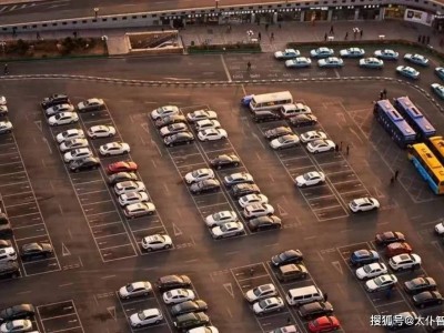 燃油車退市潮起，中國汽車行業(yè)新能源轉(zhuǎn)型路向何方？