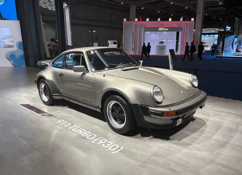 保時(shí)捷新款911 Turbo（930）