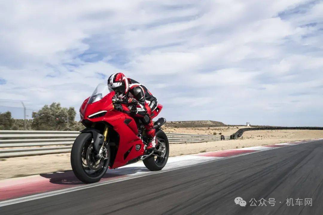 新款Panigale V2外觀