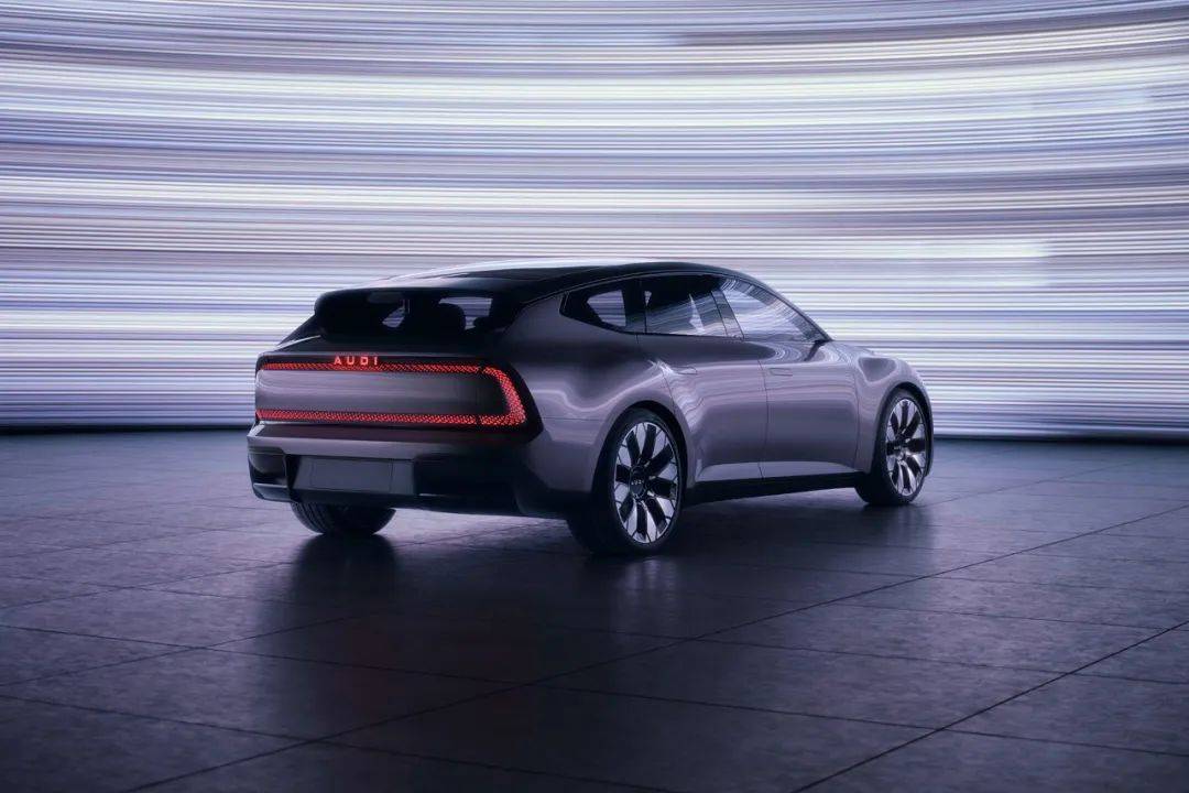 AUDI E concept續(xù)航與充電表現(xiàn)