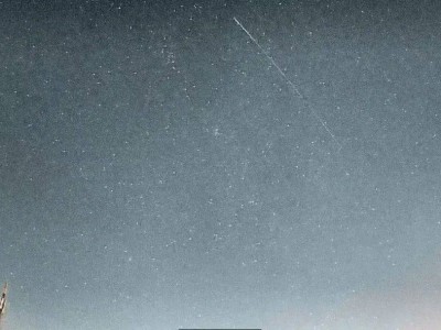 2025首場流星雨劃過陽泉夜空，天文愛好者鏡頭下定格浪漫瞬間